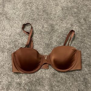 Victoria Secret sexy illusions strapless bra